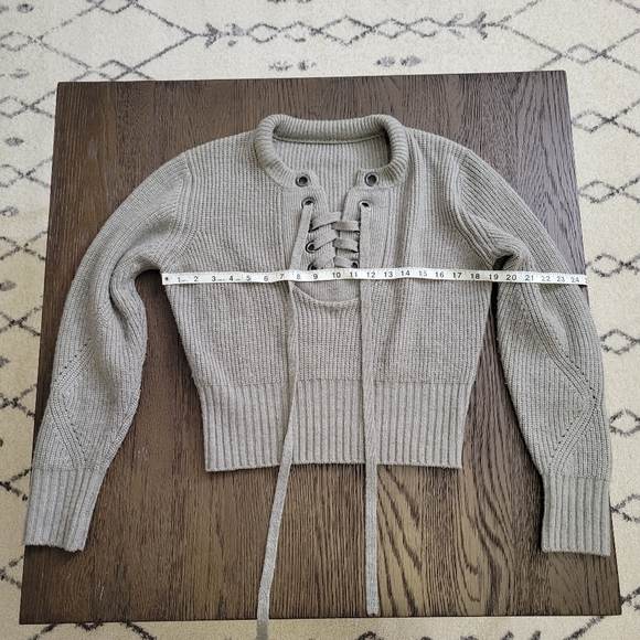 **SOLD** Isabel Marant Grey Charley Lace Up Sweater, Sz. 36 - Picture 12 of 16